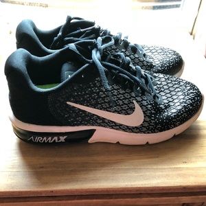 Women’s Nike Airmax